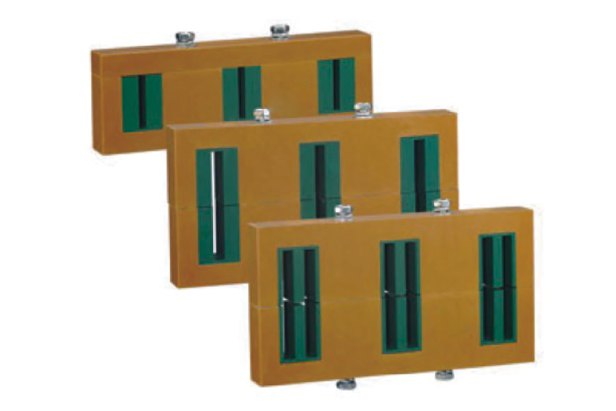 PMJ2-3B insulated busbar frame